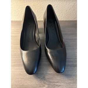 AEROSOLES Black Heels